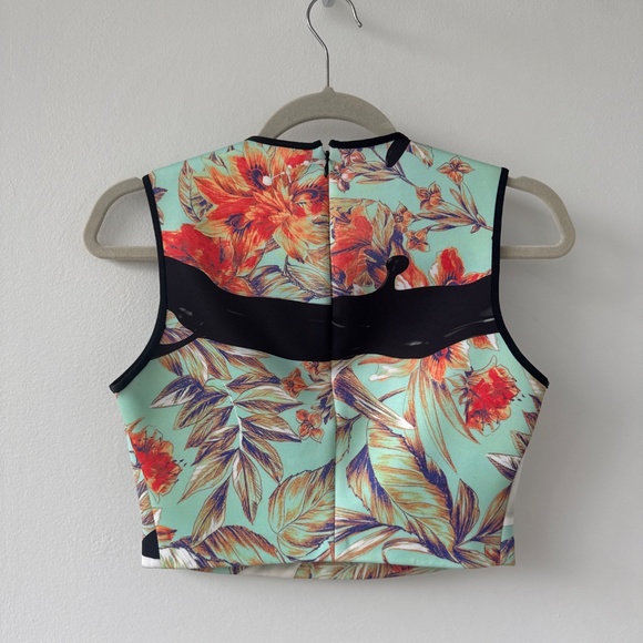 Clover Canyon Top - Picture 2 of 3